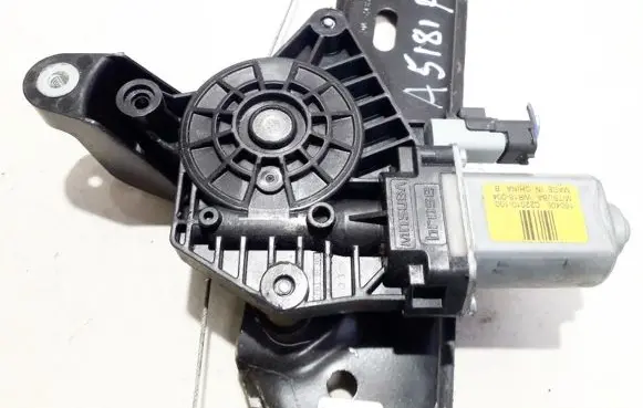 Renault Kadjar Front door window regulator motor c22010100 wr18-004