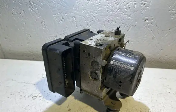 Volkswagen Transporter - Caravelle T5 ABS Pump 7H0907379R 10061335641 10092603183