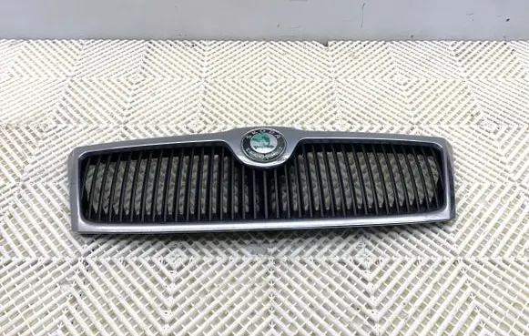 Skoda Octavia Mk2 (1Z) Front grill 1Z0853668