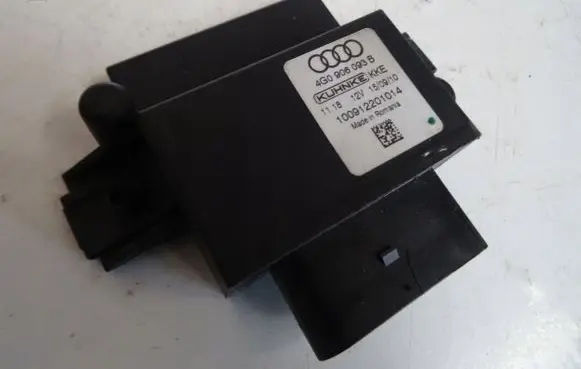 Audi A6 S6 C6 4F Fuel injection pump control unit/module 4G0906093B