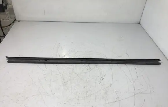 Toyota Proace Rubber seal front coupe door window 