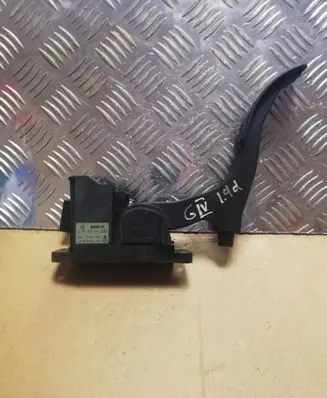 Volkswagen Golf IV Accelerator throttle pedal 1J1721503K 0281002342 082116742