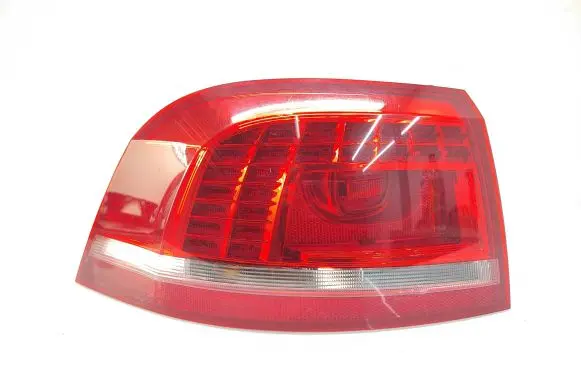 Volkswagen PASSAT B7 Rear/tail lights 3AF945207B 2SK01074601 3AF945309