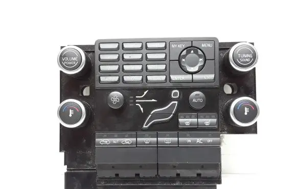 Volvo V70 Climate control unit 30782281