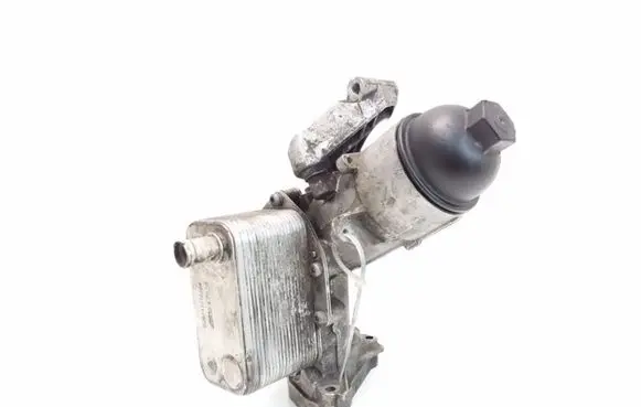 BMW 7 E65 E66 Oil filter mounting bracket 7788453