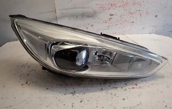 Ford Focus Headlight/headlamp F1EB13005AF 20112018165
