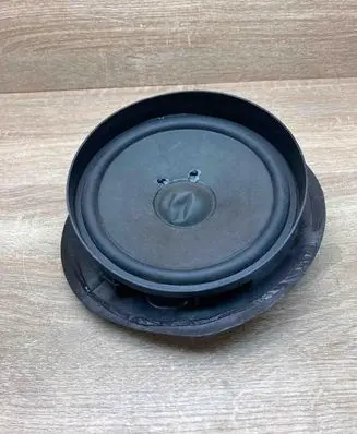 Mercedes-Benz E W211 Rear door speaker A2118207302