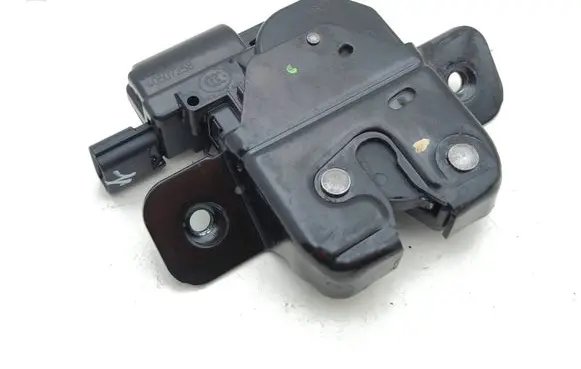 Renault Captur II Tailgate/trunk/boot lock/catch/latch 846304010R 40507258