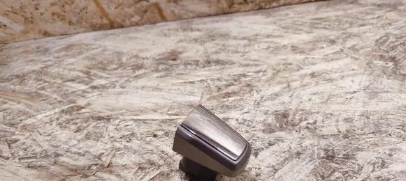 Cadillac SRX Front door handle cover 