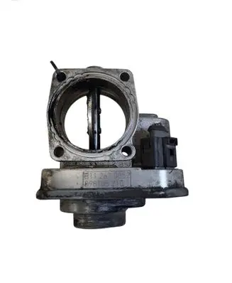 Opel Astra J Throttle valve 8981052101 B112670052