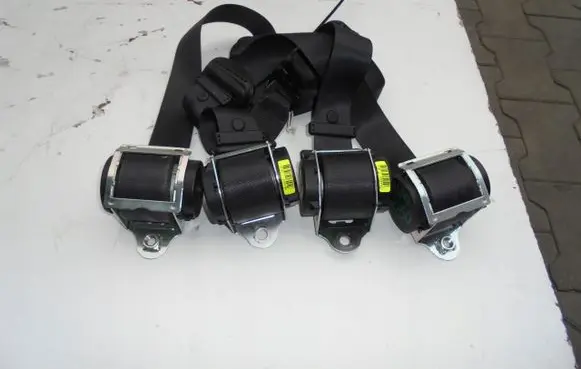 Mini One - Cooper R50 - 53 Seat belt trim PASYBEZPIECZESTWA