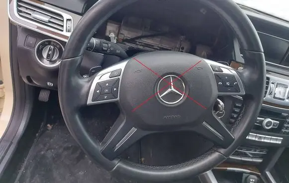 Mercedes-Benz E W212 Steering wheel 