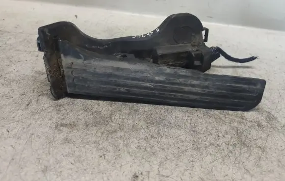 Volkswagen Golf V Accelerator throttle pedal 1K1721503P