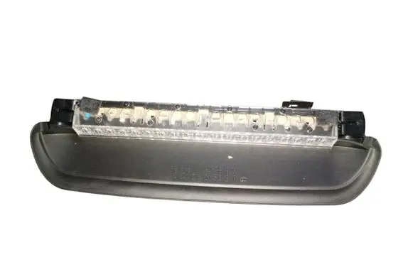 BMW 5 E60 E61 Third/center stoplight 229951