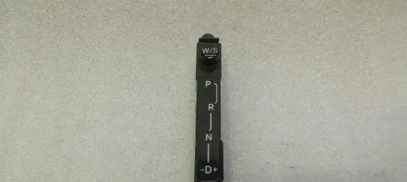 Mercedes-Benz E AMG W211 Gear shift selector indicator A2115420126