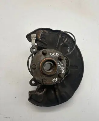 Toyota Avensis T250 Front wheel hub