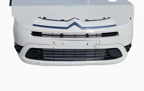 Citroen C4 I Picasso Front bumper 96596177