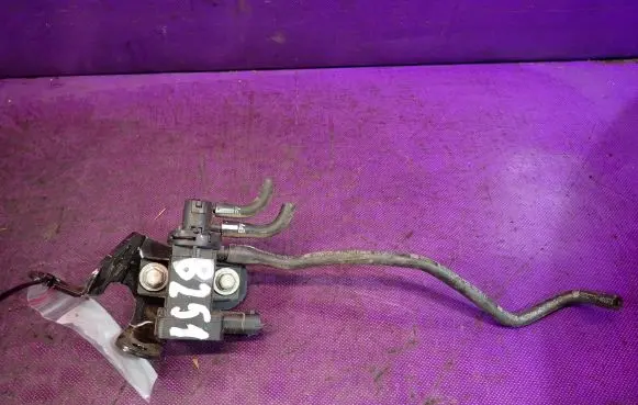 Opel Corsa E Vacuum valve 55599331