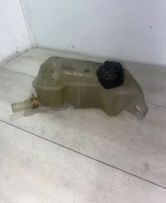 Renault Scenic II - Grand scenic II Coolant expansion tank/reservoir 8200262036
