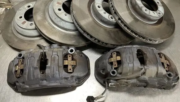 Audi E-tron GT Brake discs and calipers set 