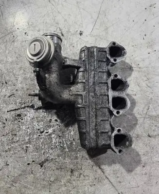 Volkswagen Golf III Intake manifold 25274500