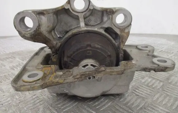 Volvo XC60 Engine mount vacuum valve 31480549
