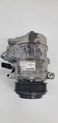 Mercedes-Benz C W205 Air conditioning (A/C) compressor (pump) A0008304002
