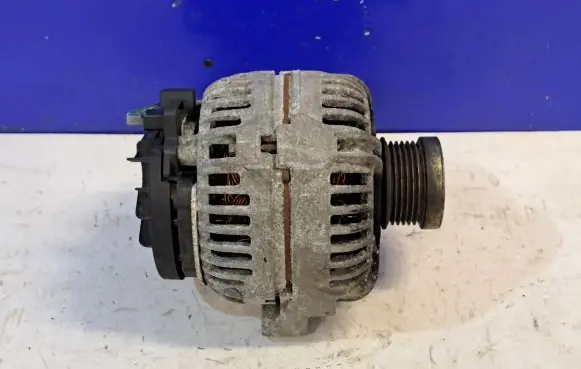 Volvo XC90 Generator/alternator 36012358 0124525060