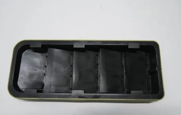 Volvo V60 Quarter panel pressure vent 8623444