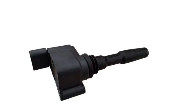 Volkswagen Golf VII High voltage ignition coil 05E905110A