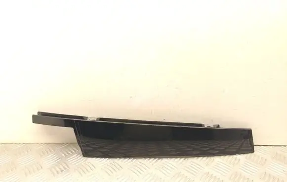 Skoda Enyaq iV Front door glass trim molding 5LA837901