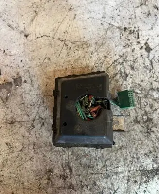 Ford Mondeo Mk III Fuse box set 1S7T14A390AA 171644755