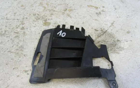 BMW 7 G70 Front bumper mounting bracket 9883454