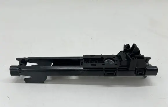 Mercedes-Benz E W213 Seat belt adjustment rail A0008600388