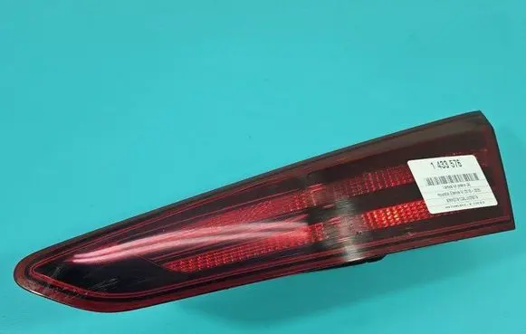 Hyundai Elantra VI Rear/tail lights 92404-F25 IMPRK1433576