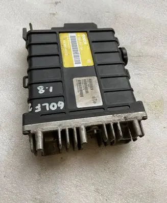 Volkswagen Golf II Engine control unit/module 443907403D 0280000734