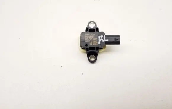 Audi A6 S6 C7 4G Airbag deployment crash/impact sensor 4H0955557