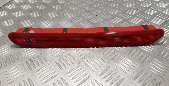 Volkswagen Golf VII Third/center stoplight 5K0945087D