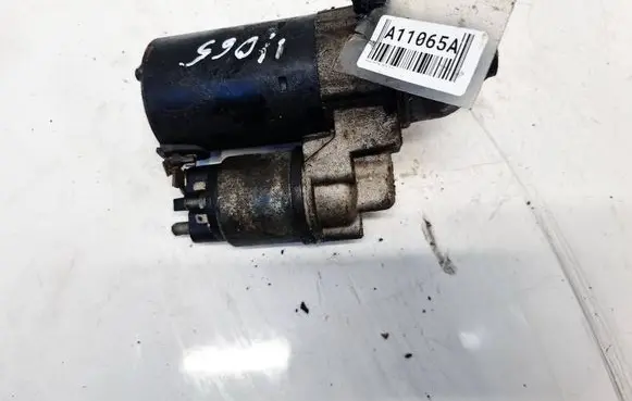 Opel Astra J Starter motor 55566800