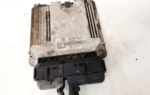 Volkswagen Golf V Engine control unit/module 03g906016hj 0281012253