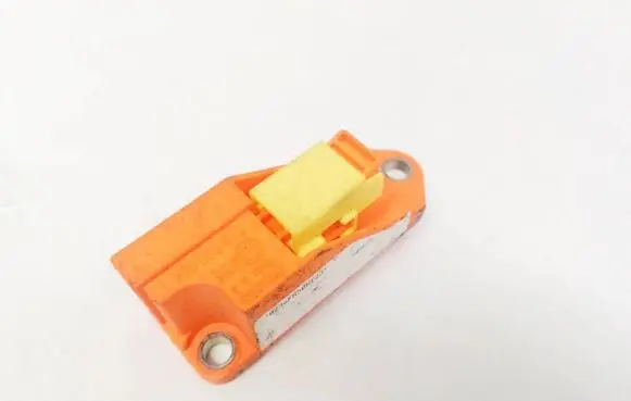 Skoda Fabia Mk2 (5J) Airbag deployment crash/impact sensor 1T0909606A 5WK43340