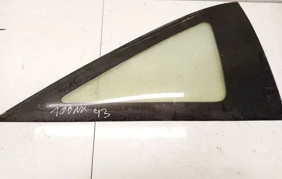 Nissan NX 100 Rear side window as2
