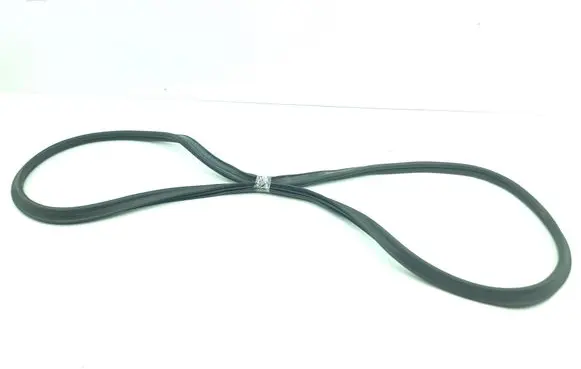 Renault Captur II Trunk rubber seal (body) 