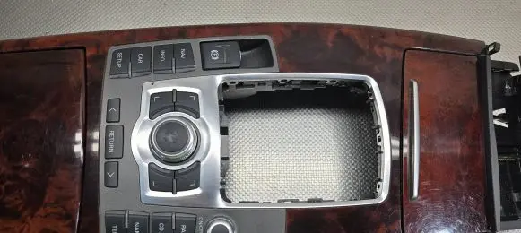 Audi A6 S6 C6 4F Center console 4F1857951C