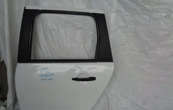 Citroen C3 Picasso Rear door 