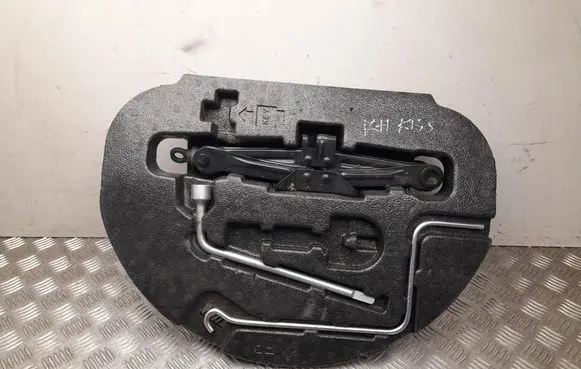 Toyota Prius+ (ZVW40) Tool box 6477747080