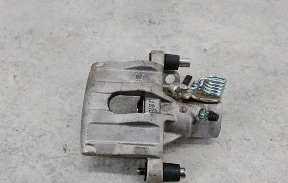 Mazda 5 Rear brake caliper