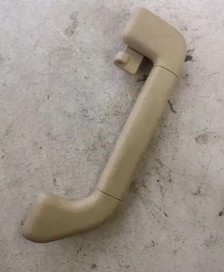 Volkswagen Touareg I Rear interior roof grab handle 7L0857607A