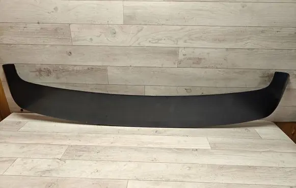 Mitsubishi Grandis Tailgate/trunk spoiler MN129304