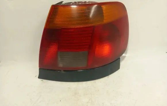 Audi A4 S4 B5 8D Rear/tail lights 8d0945096